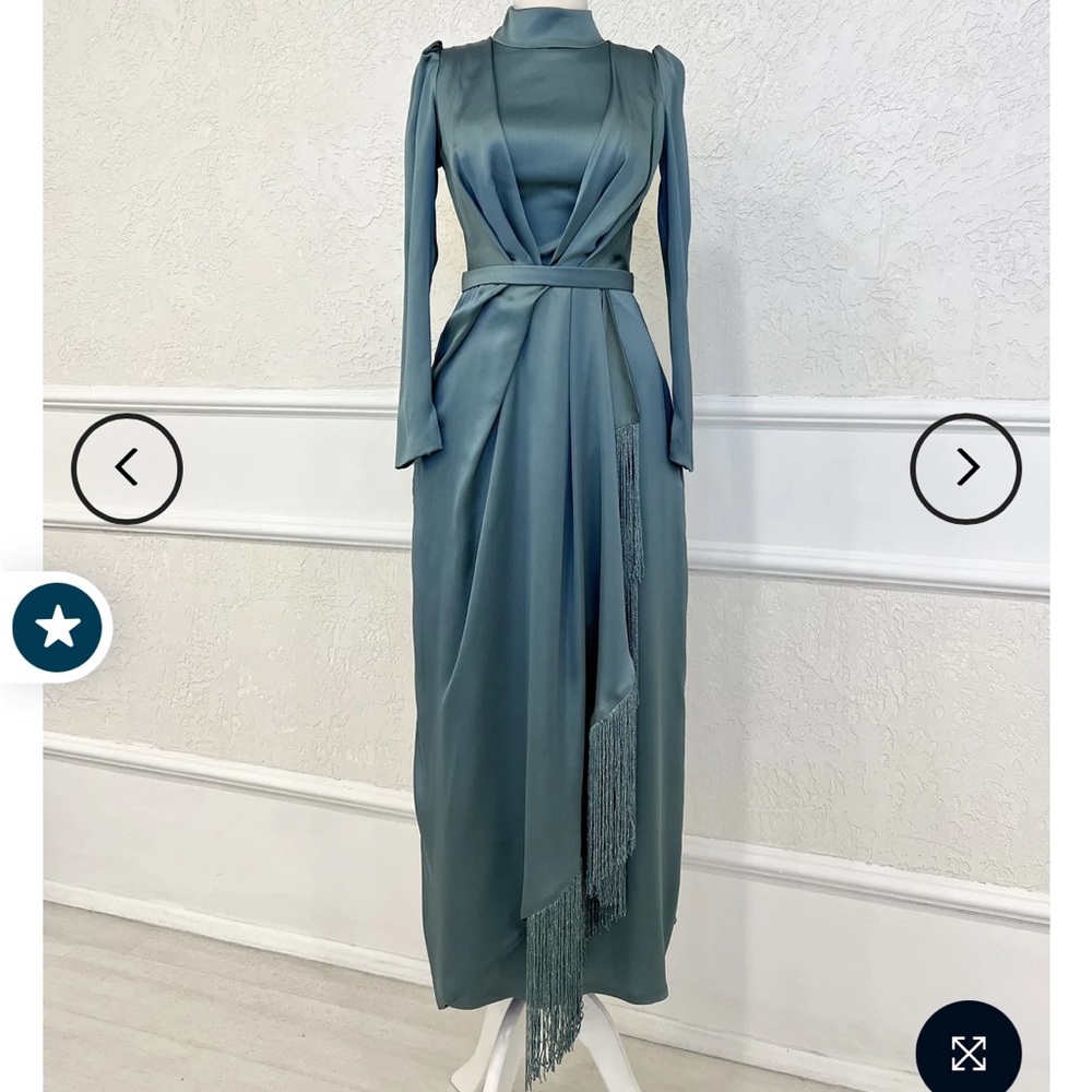 Elegant Teal Maxi Dress